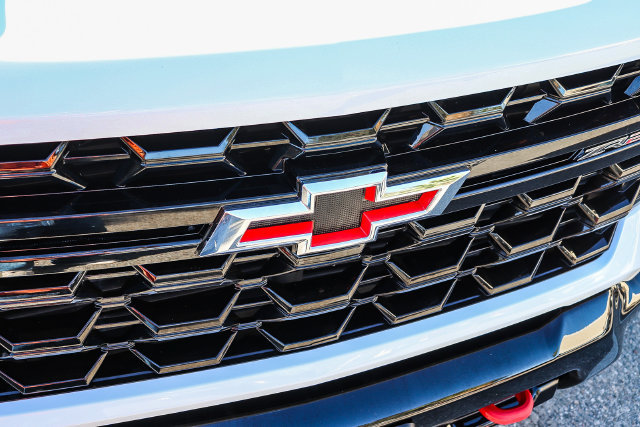 Used 2024 Chevrolet Silverado 2500 ZR2 AWD/4WD image 6
