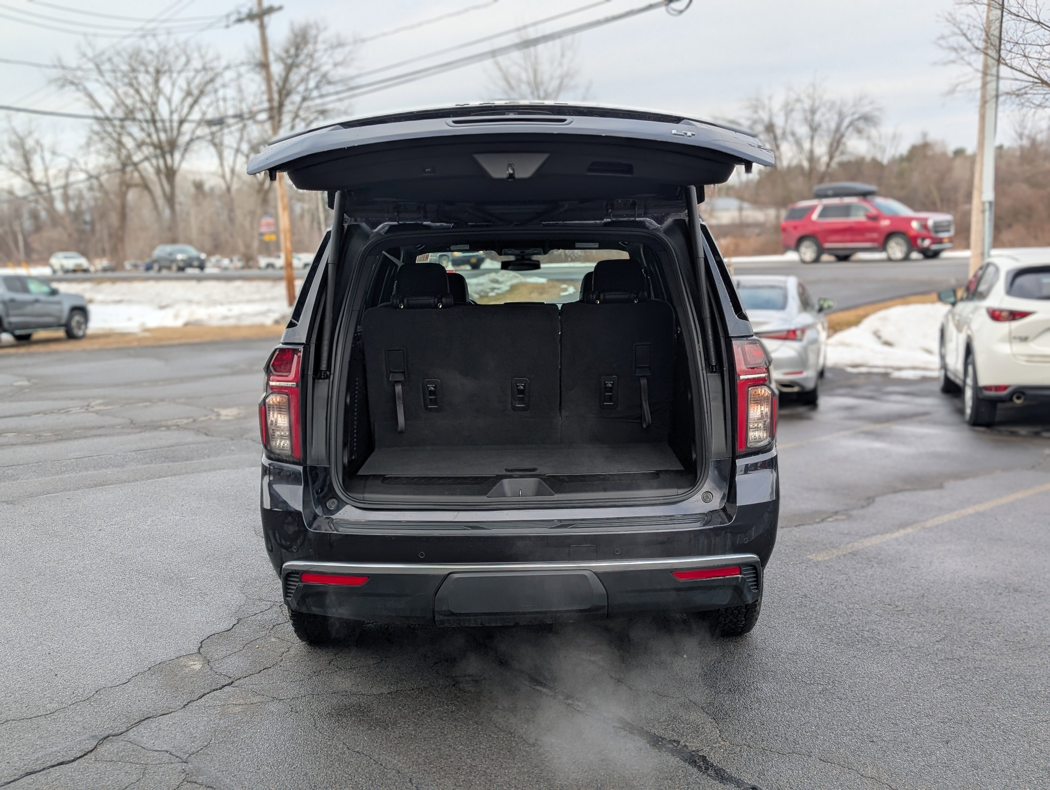 Used 2022 Chevrolet Tahoe LT image 40