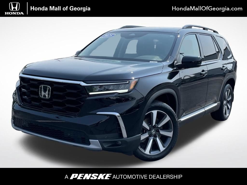Certified 2025 Honda Pilot Touring