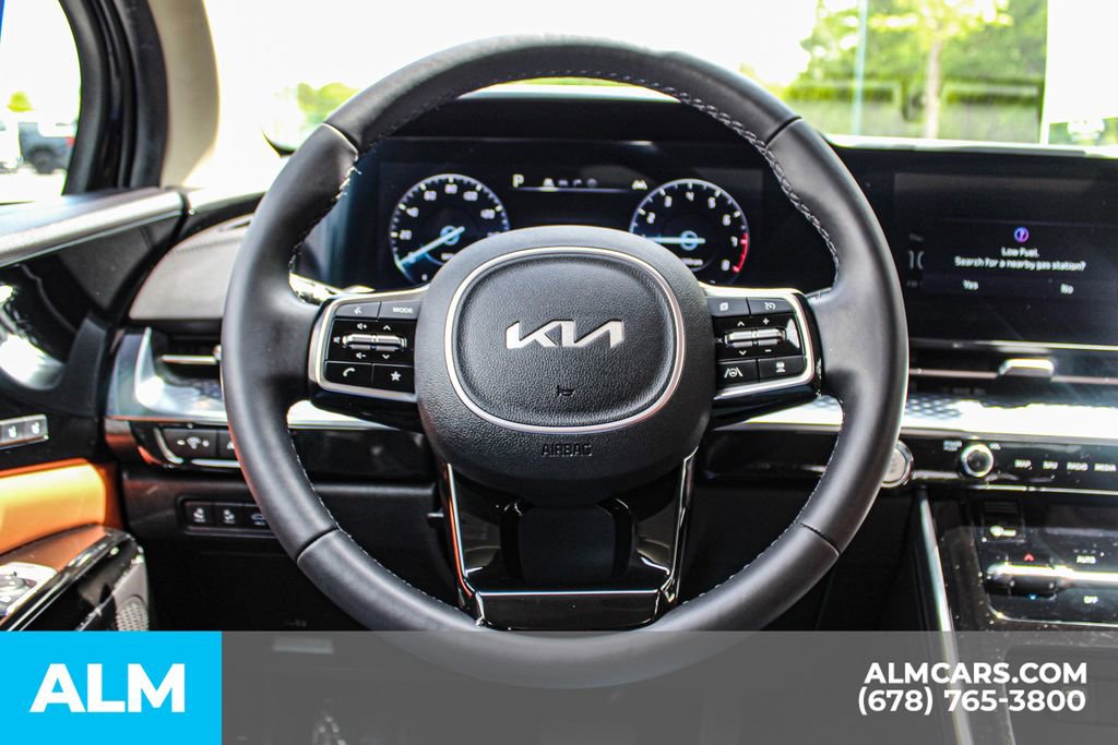 Used 2024 Kia Carnival SX Prestige FWD image 28