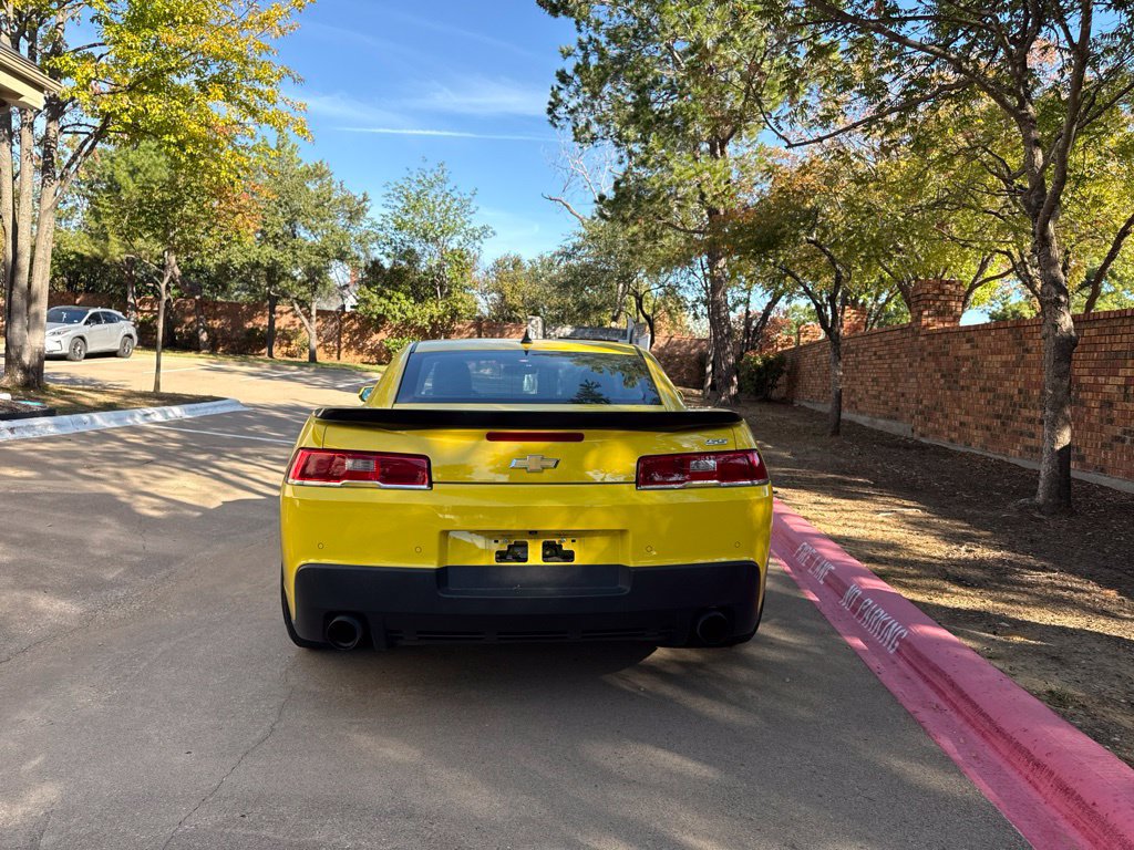 Used 2015 Chevrolet Camaro SS w/ SS Performance Package RWD image 13
