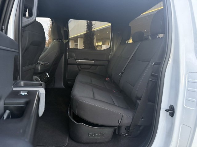 Used 2020 Ford Explorer XLT w/ Class III Trailer Tow Package image 16