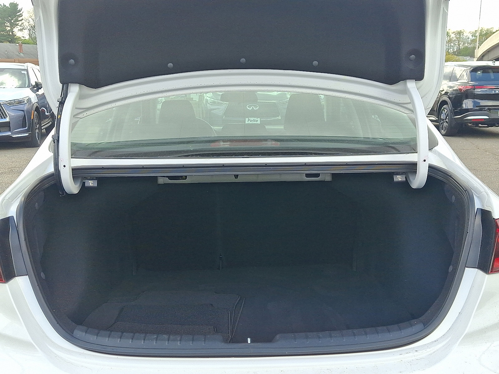 Certified 2023 Kia Forte LXS w/ LXS Technology Package image 28