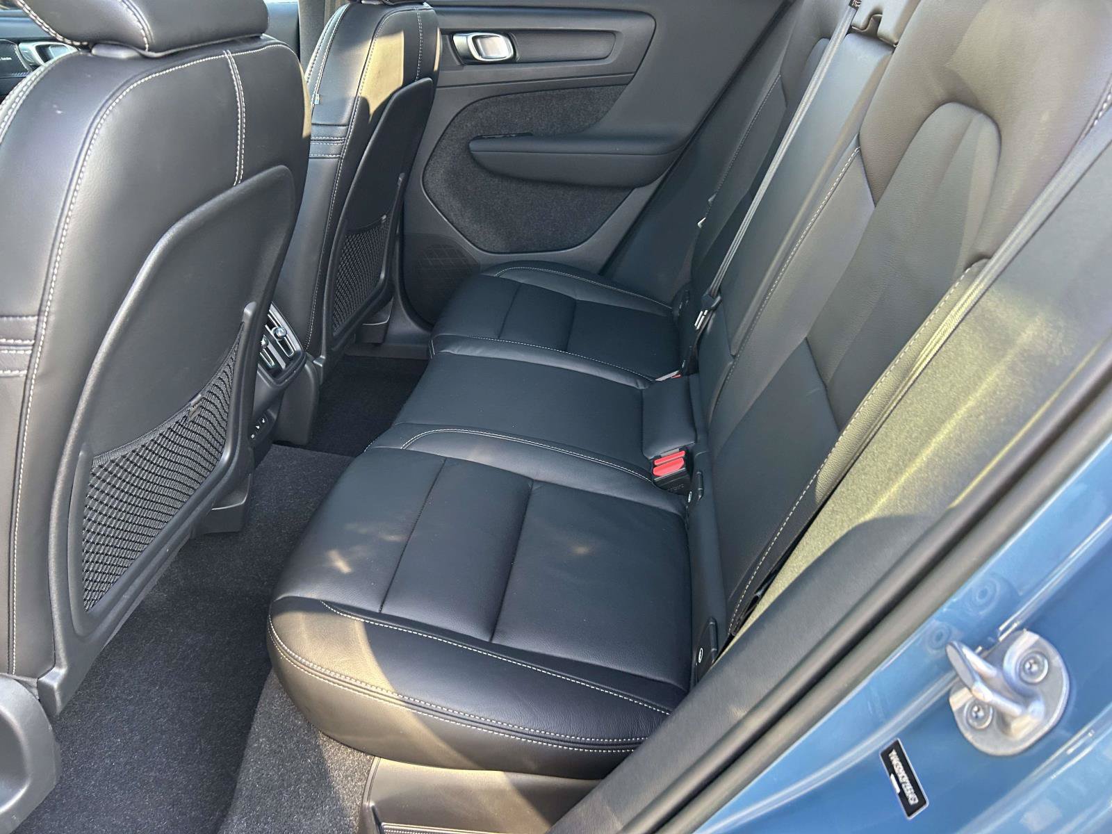 Certified 2023 Volvo XC40 B4 Ultimate FWD image 16