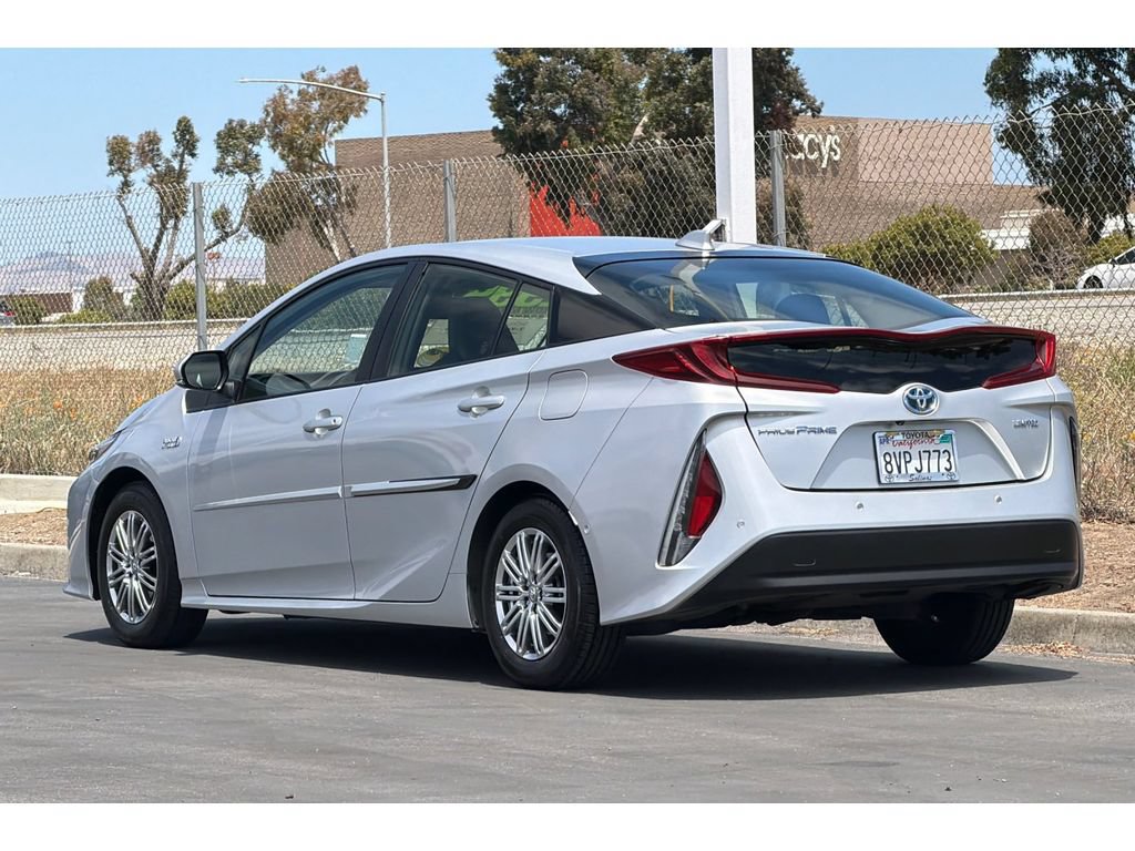 Certified 2021 Toyota Prius Prime Limited FWD image 6