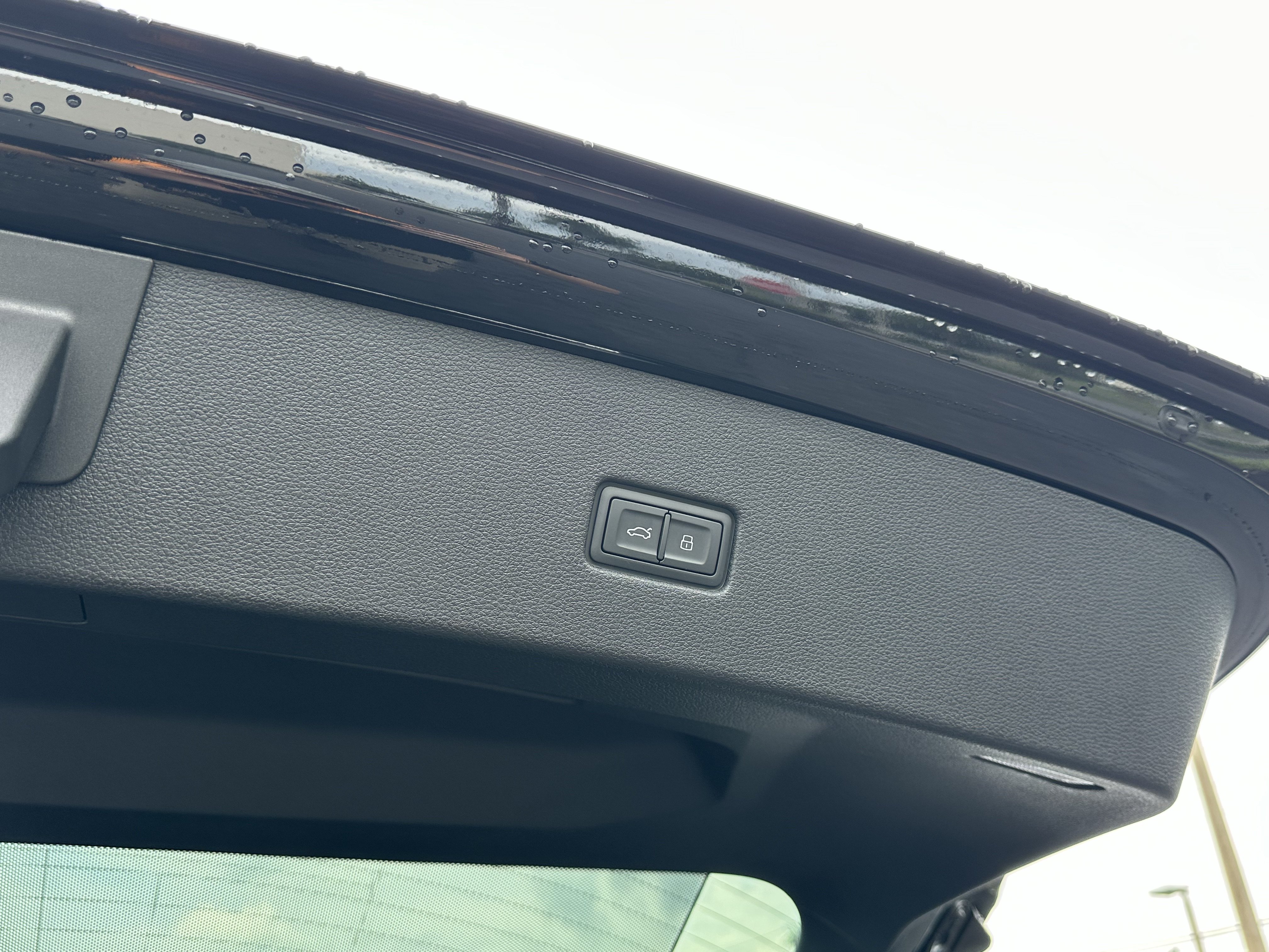New 2026 Audi SQ8 Prestige AWD/4WD image 9