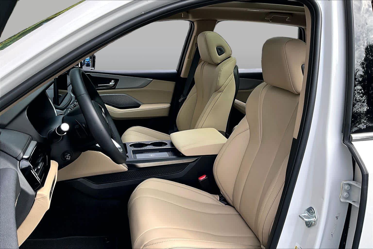 Used 2026 Acura MDX SH-AWD image 16