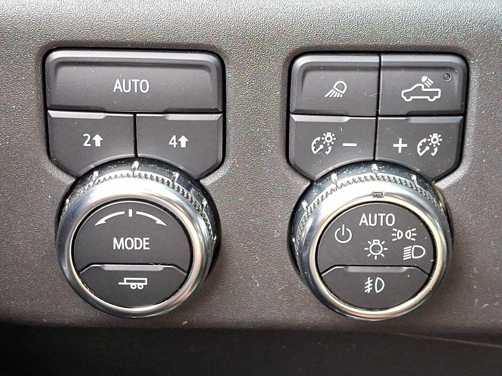 Used 2024 GMC Sierra 1500 SLT image 24