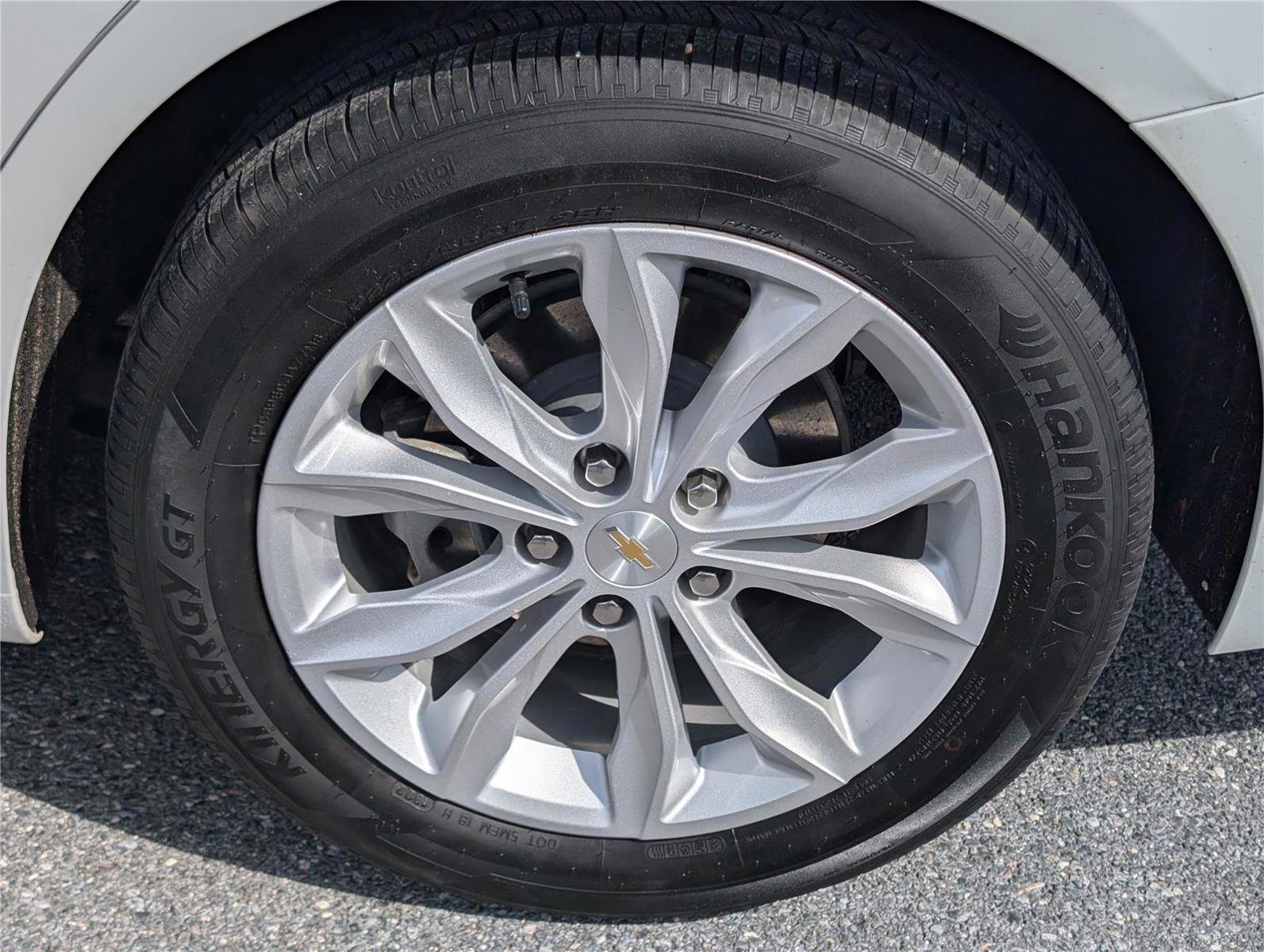 Used 2022 Chevrolet Malibu LT image 11