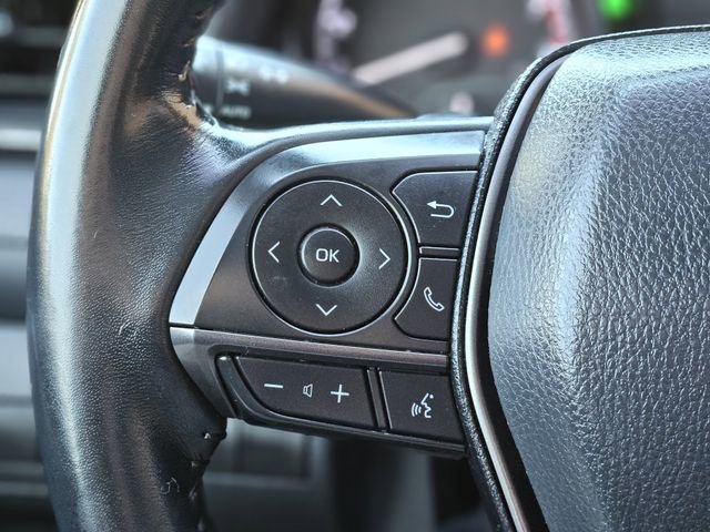 Used 2022 Toyota Camry SE image 15