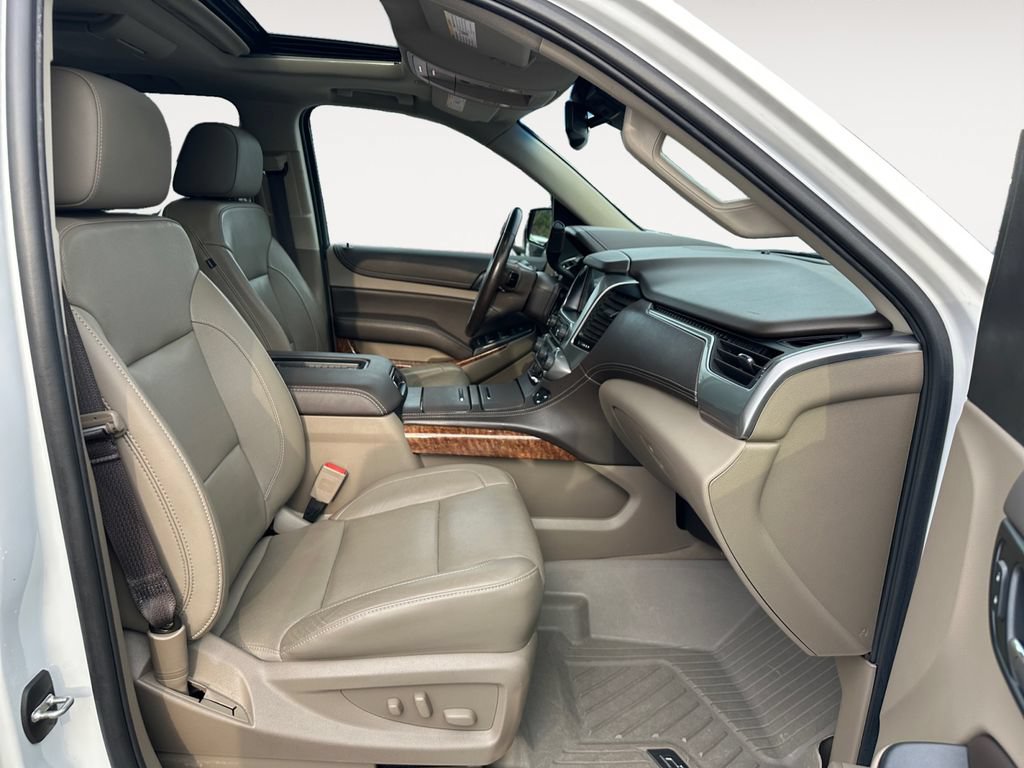 Used 2019 Chevrolet Tahoe Premier AWD/4WD image 15