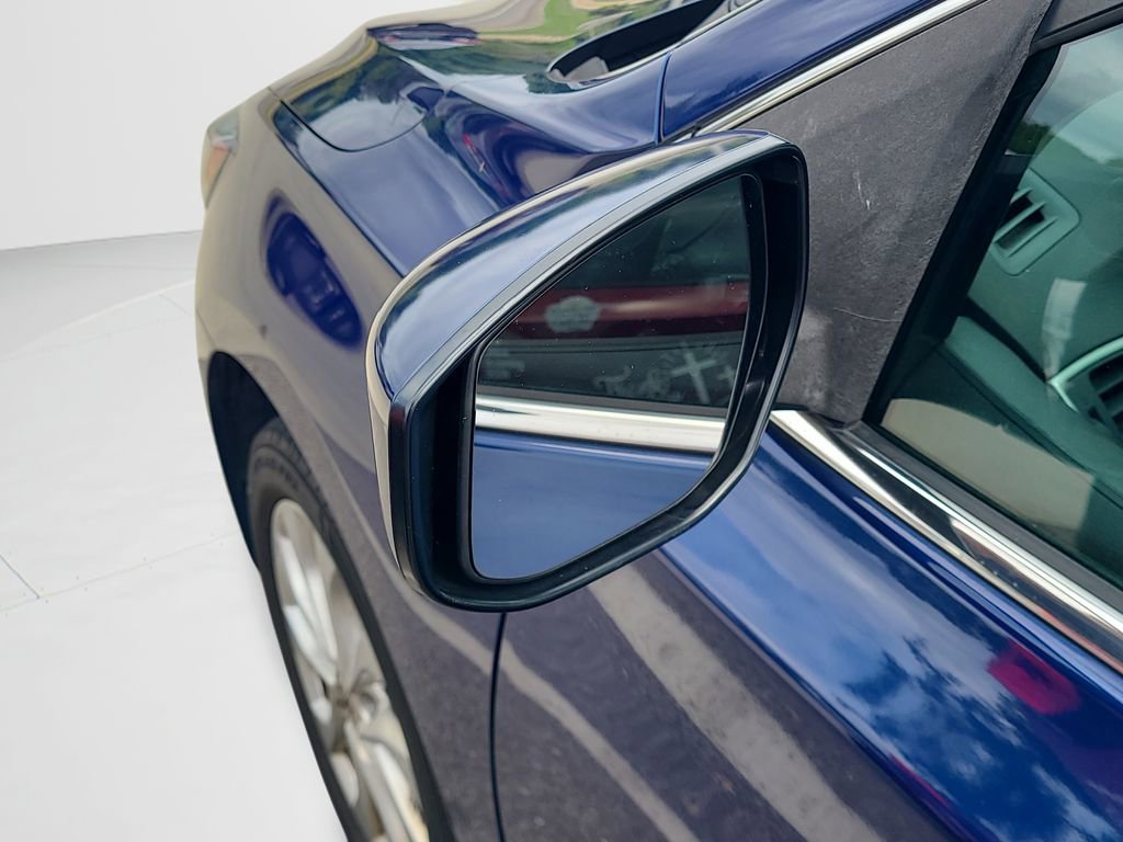 Used 2018 Nissan Sentra SV w/ Premium Package (P01) image 8