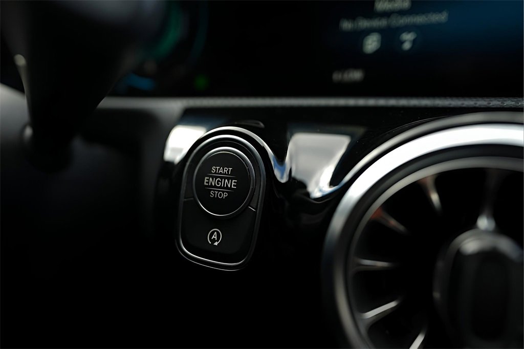 Used 2023 Mercedes-Benz CLA 250 image 47