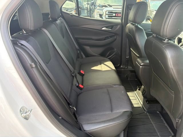 Used 2025 Buick Encore GX Preferred FWD image 17