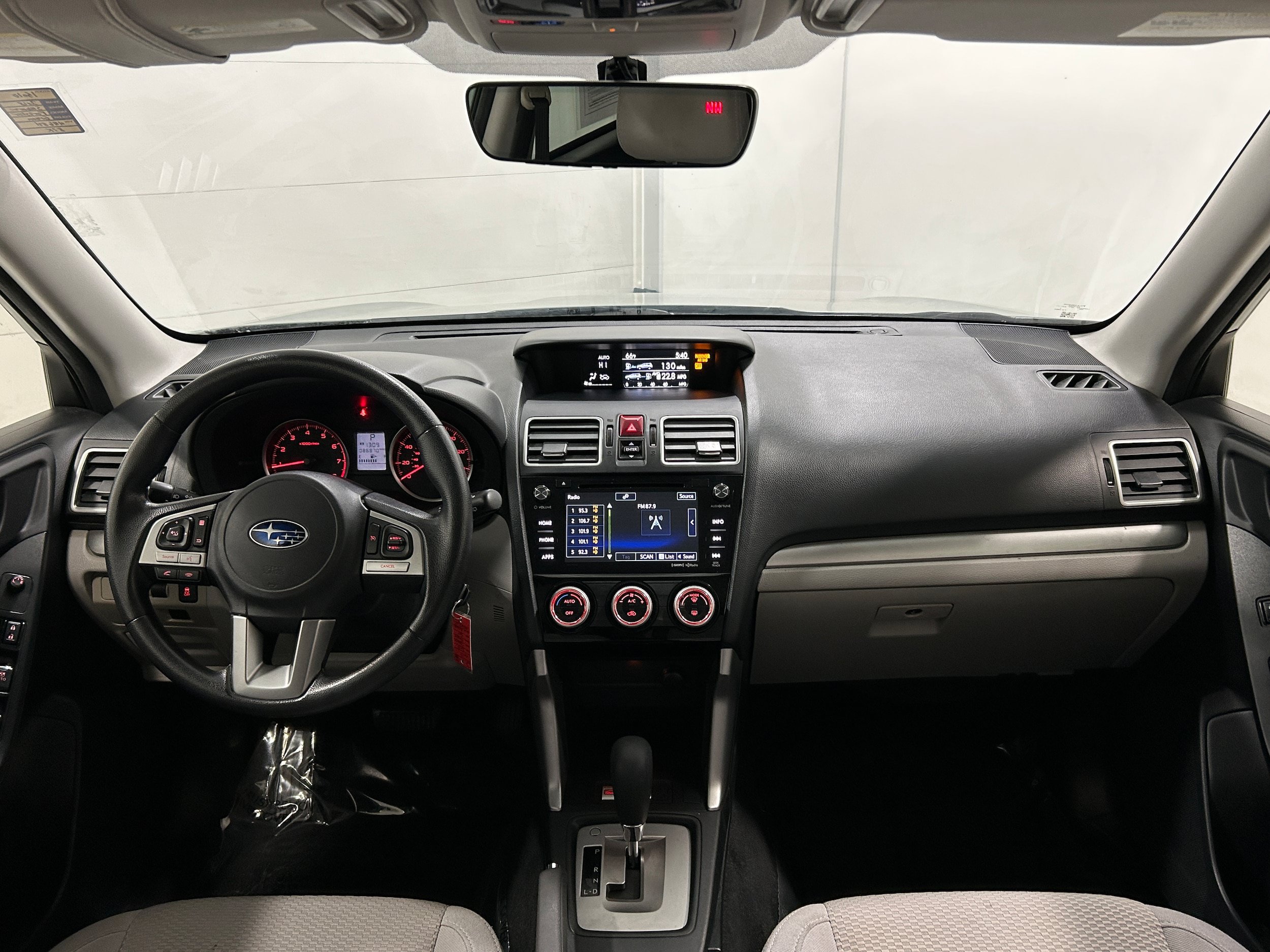 Used 2018 Subaru Forester 2.5i Premium AWD/4WD image 12