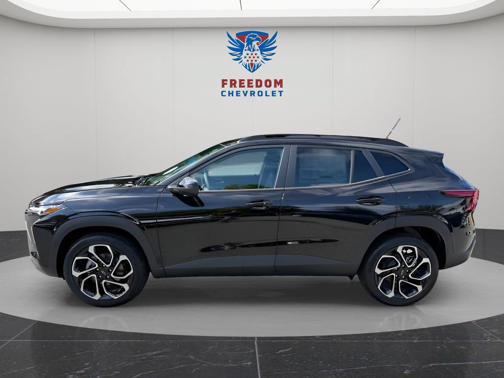 New 2026 Chevrolet Trax RS w/ Driver Confidence Package FWD image 3