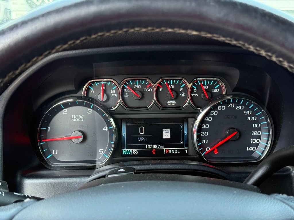 Used 2019 GMC Sierra 2500 SLT w/ Duramax Plus Package AWD/4WD image 18