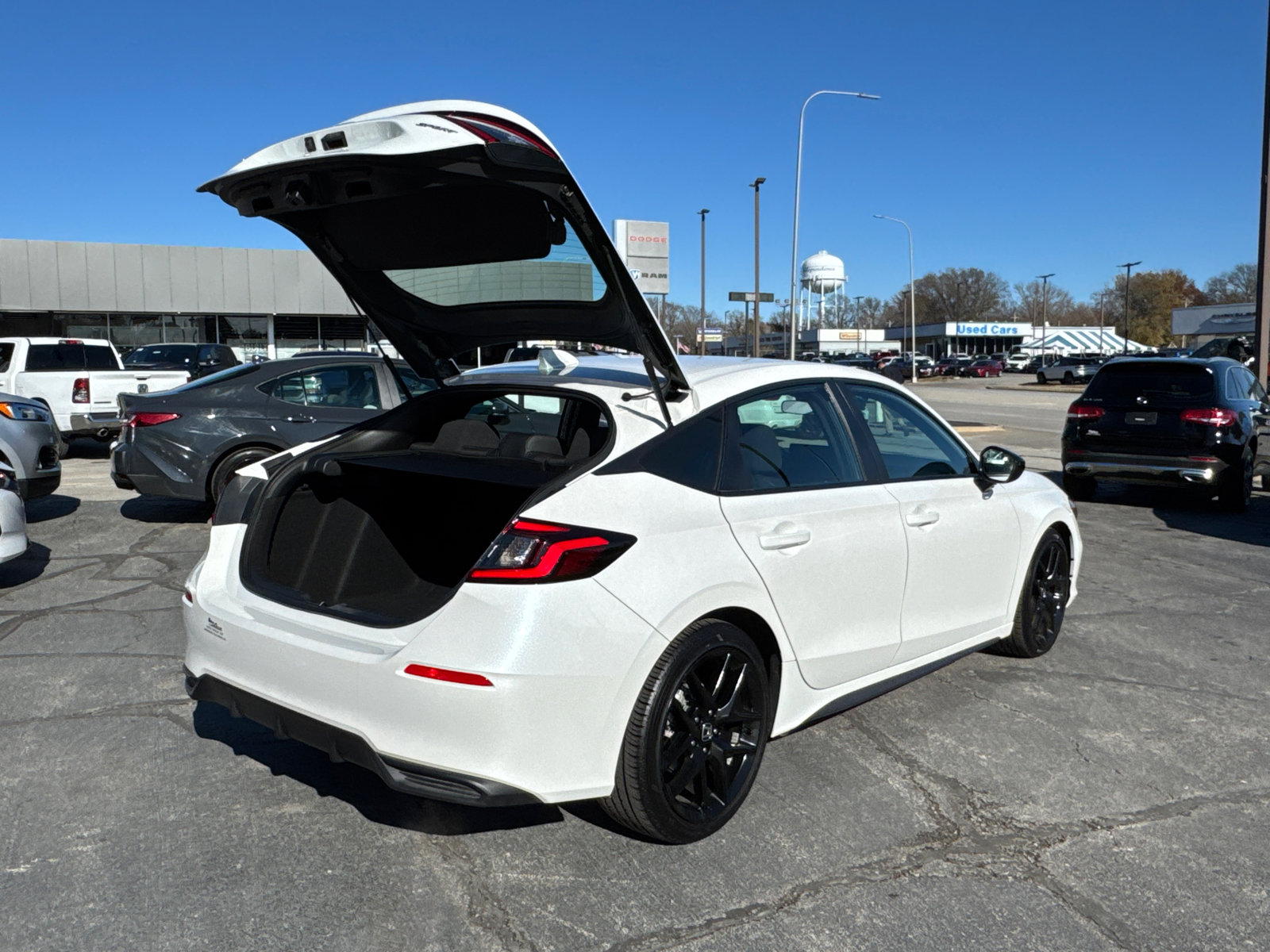 Used 2025 Honda Civic Sport image 15