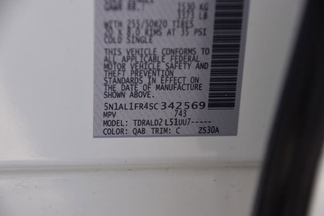 Used 2025 INFINITI QX60 Luxe w/ Lighting Package (N94) image 27