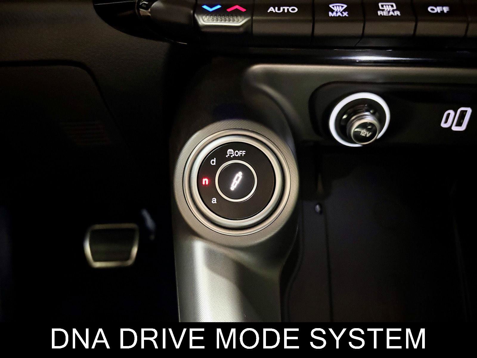 Used 2024 Alfa Romeo Tonale Veloce AWD/4WD image 31