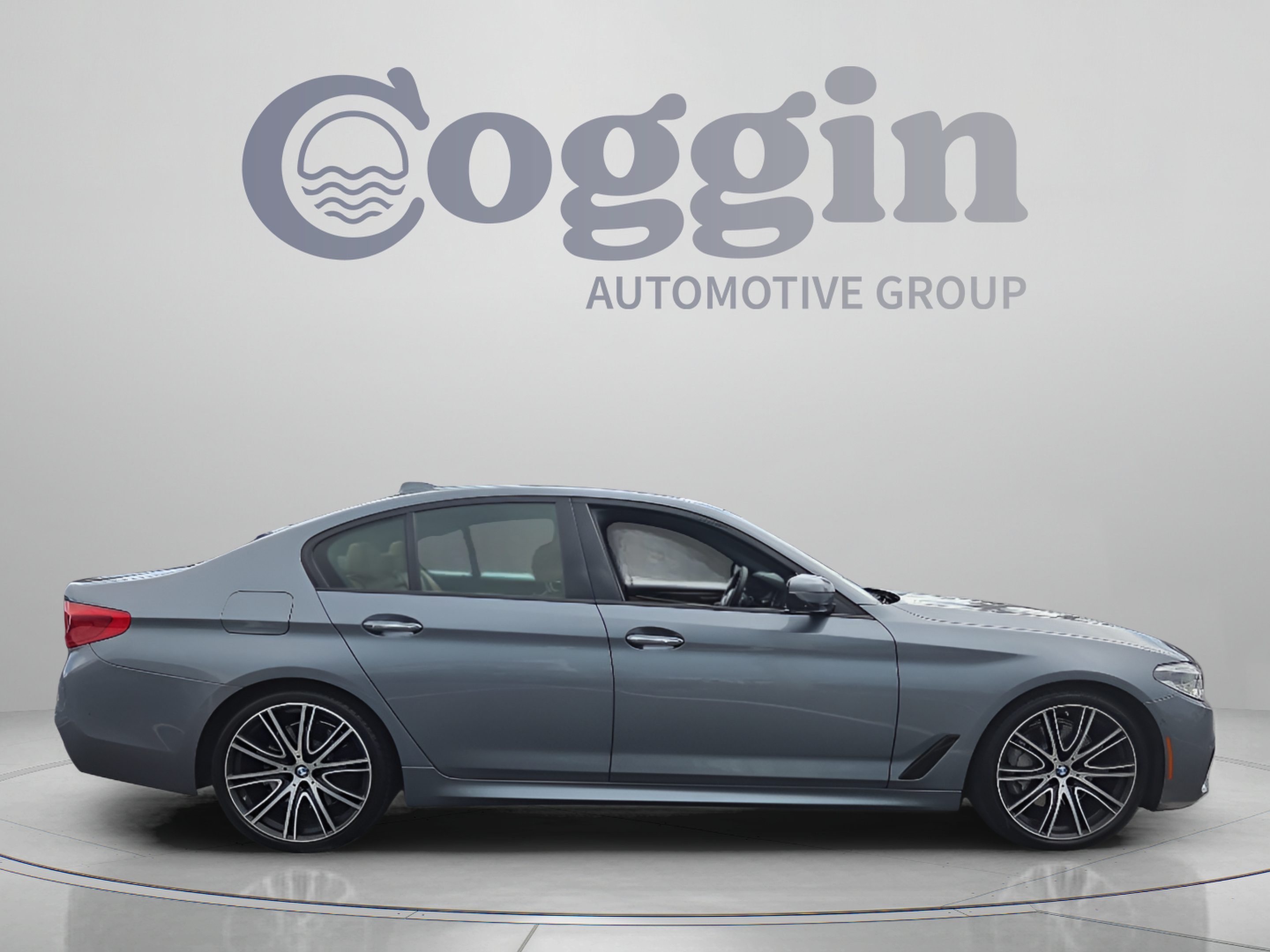 Used 2018 BMW 540i w/ M Sport Package RWD image 6