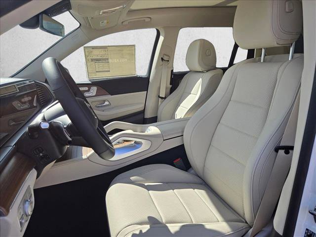 Certified 2026 Mercedes-Benz GLS 450 4MATIC image 4