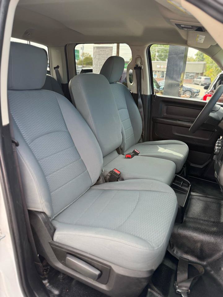 Used 2019 RAM 1500 Classic Tradesman AWD/4WD image 9
