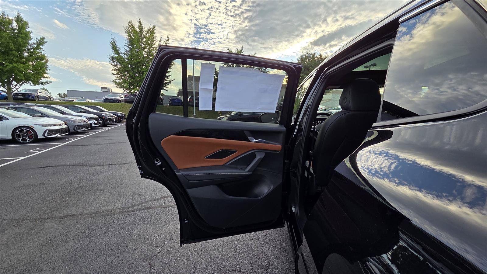 New 2026 Volkswagen Tiguan SEL R-Line AWD/4WD image 27