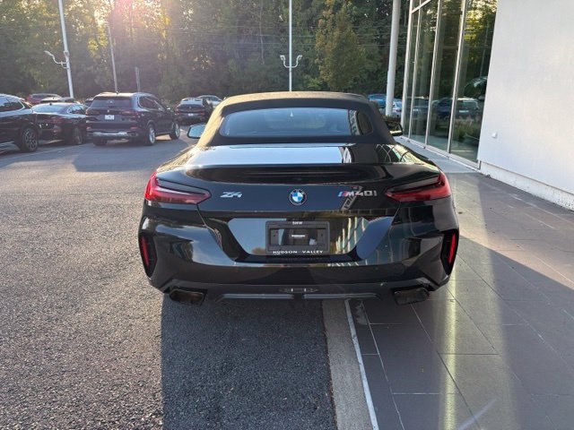 Used 2022 BMW Z4 M40i w/ Premium Package RWD image 8
