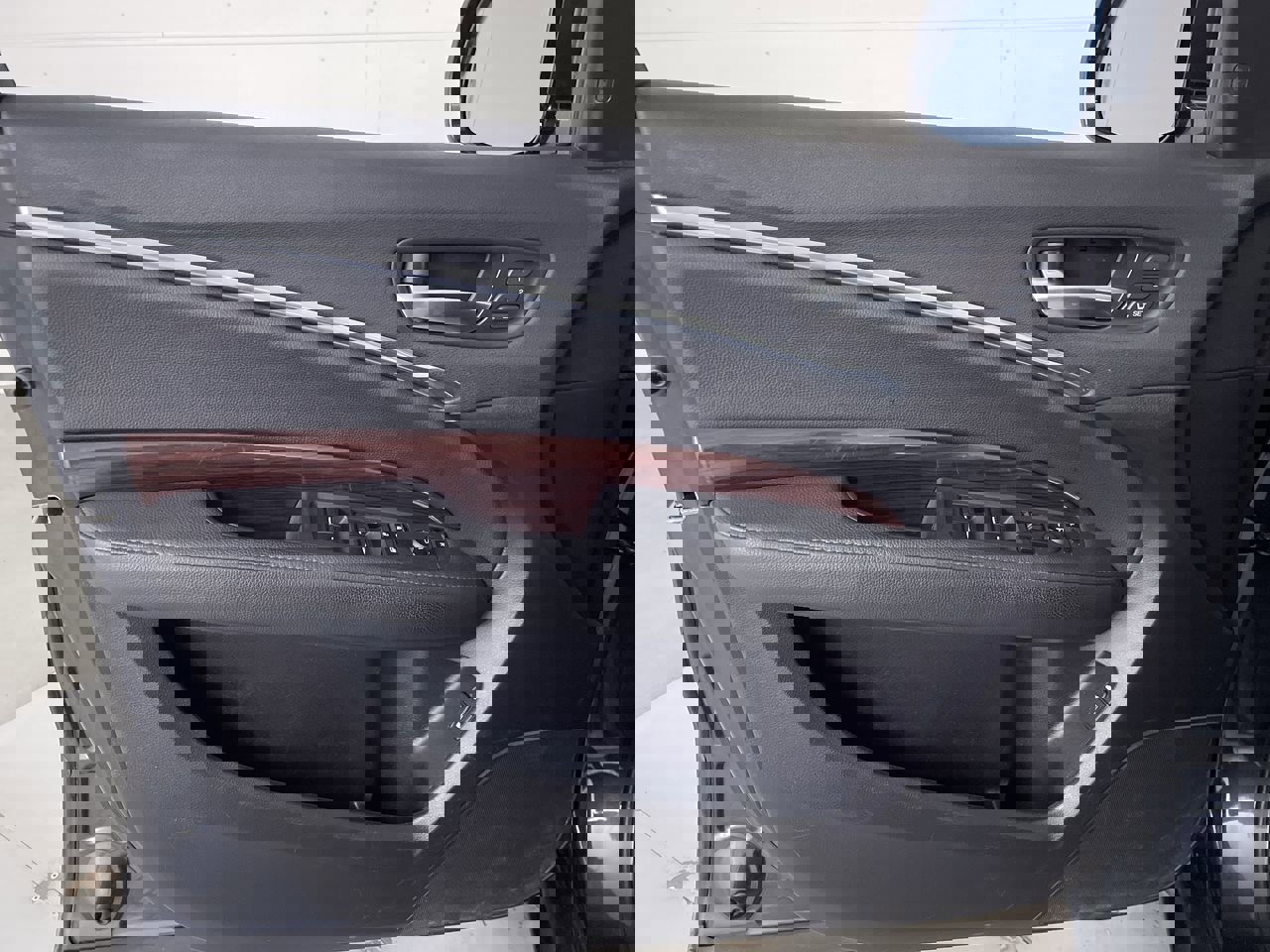 Used 2016 Acura MDX SH-AWD w/ Technology Package image 10