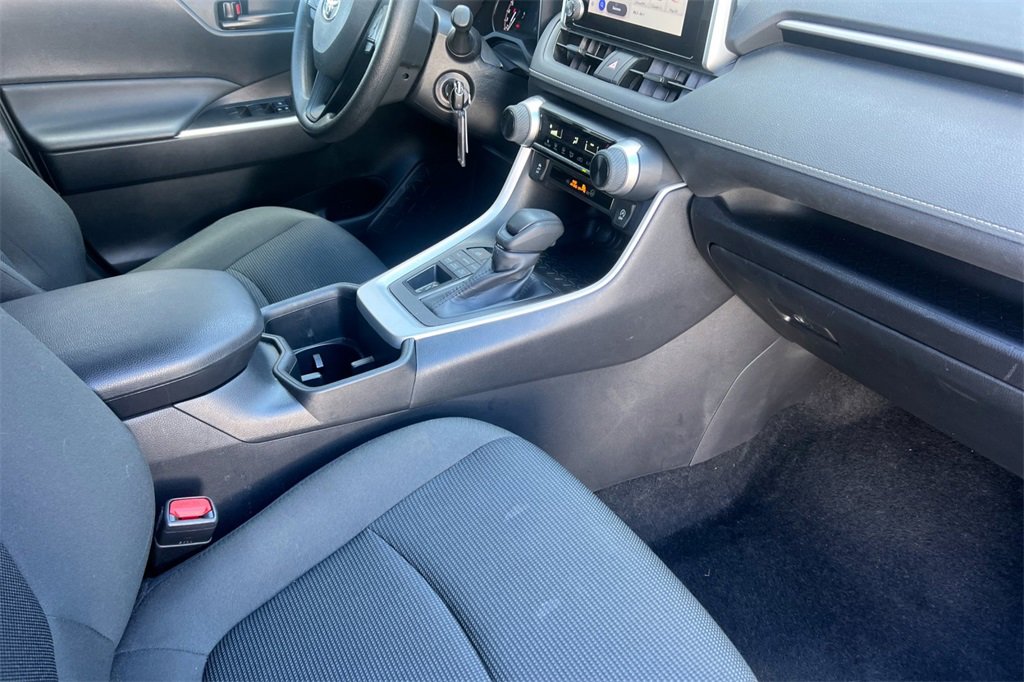 Certified 2025 Toyota RAV4 LE image 18