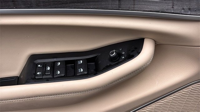 Used 2021 Jeep Grand Cherokee L Limited image 11