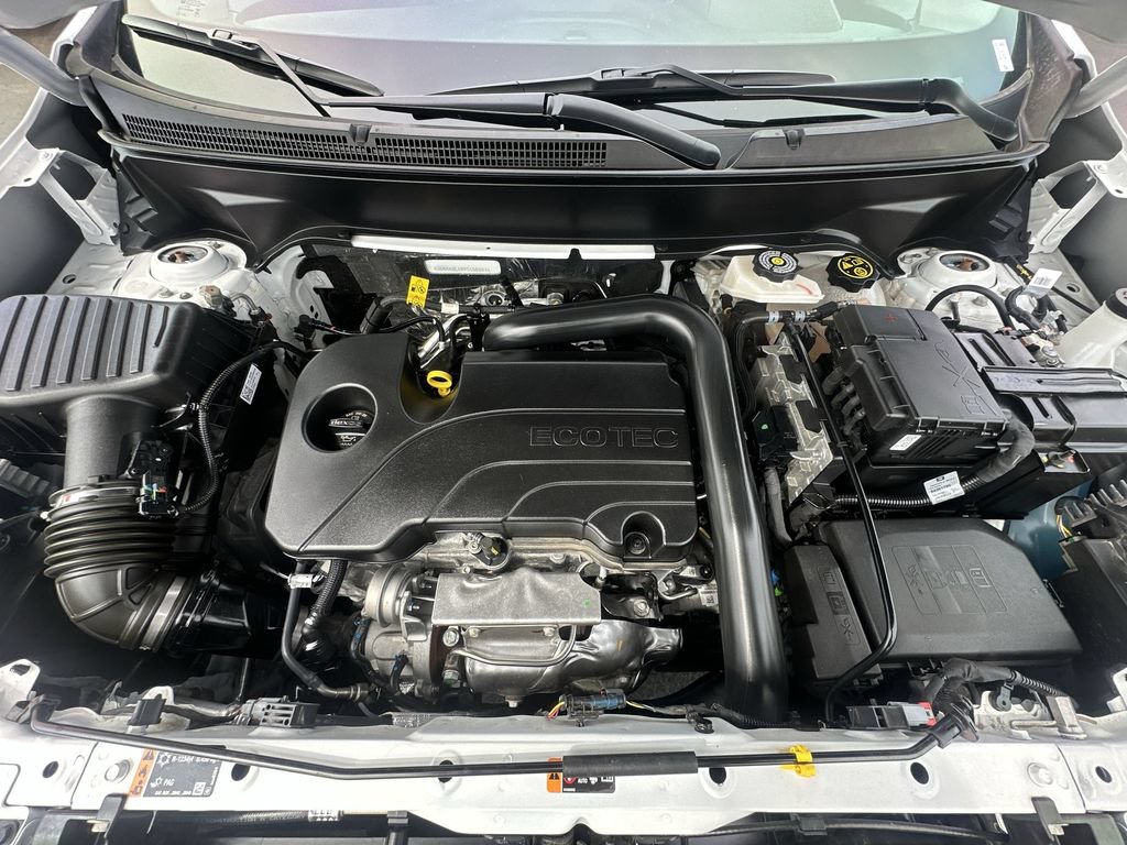 Used 2024 Chevrolet Equinox LT w/ LPO, Floor Liner Package AWD/4WD image 24
