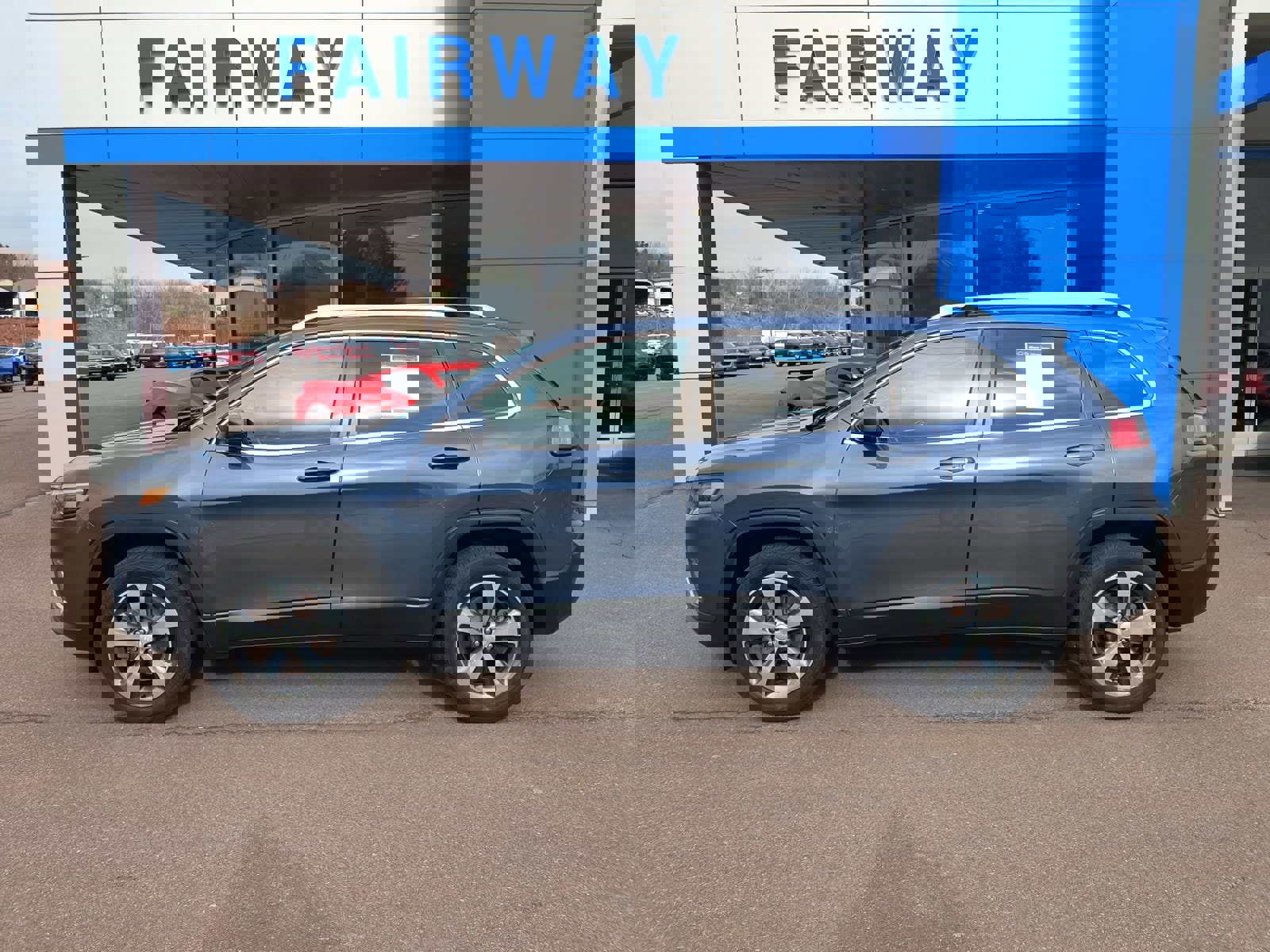 Used 2019 Jeep Cherokee Limited w/ Trailer Tow Group image 5