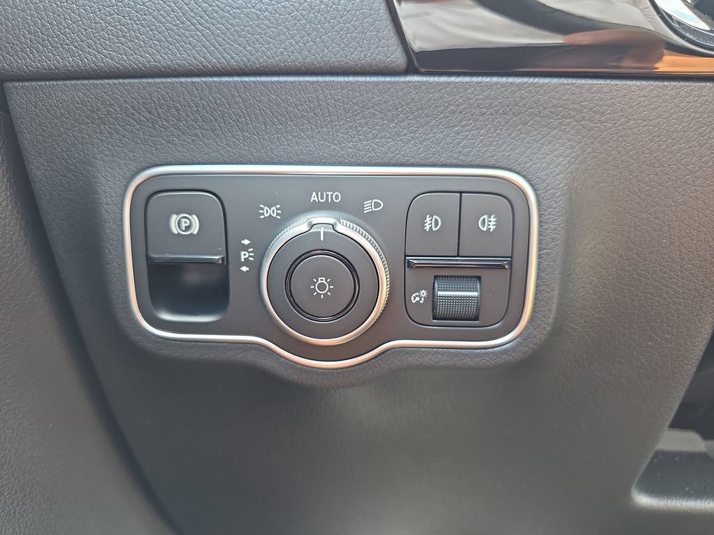 New 2026 Mercedes-Benz GLA 250 4MATIC image 26
