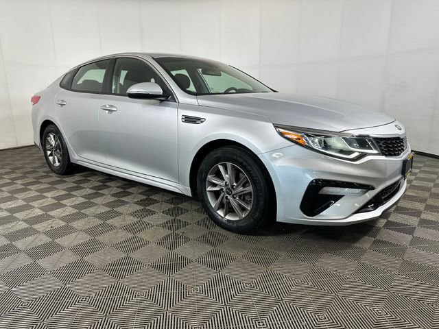 Used 2019 Kia Optima LX image 2