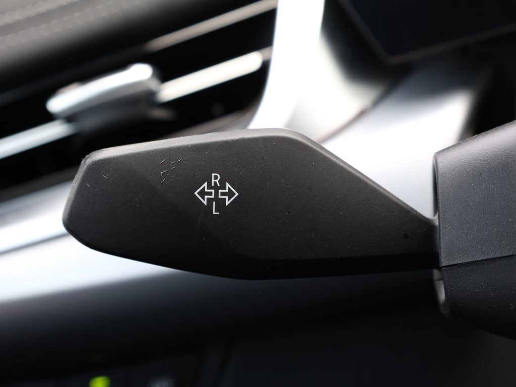 Used 2025 BMW X1 xDrive28i image 38