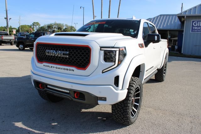 Used 2022 GMC Sierra 1500 AT4 w/ AT4 Premium Package AWD/4WD image 3