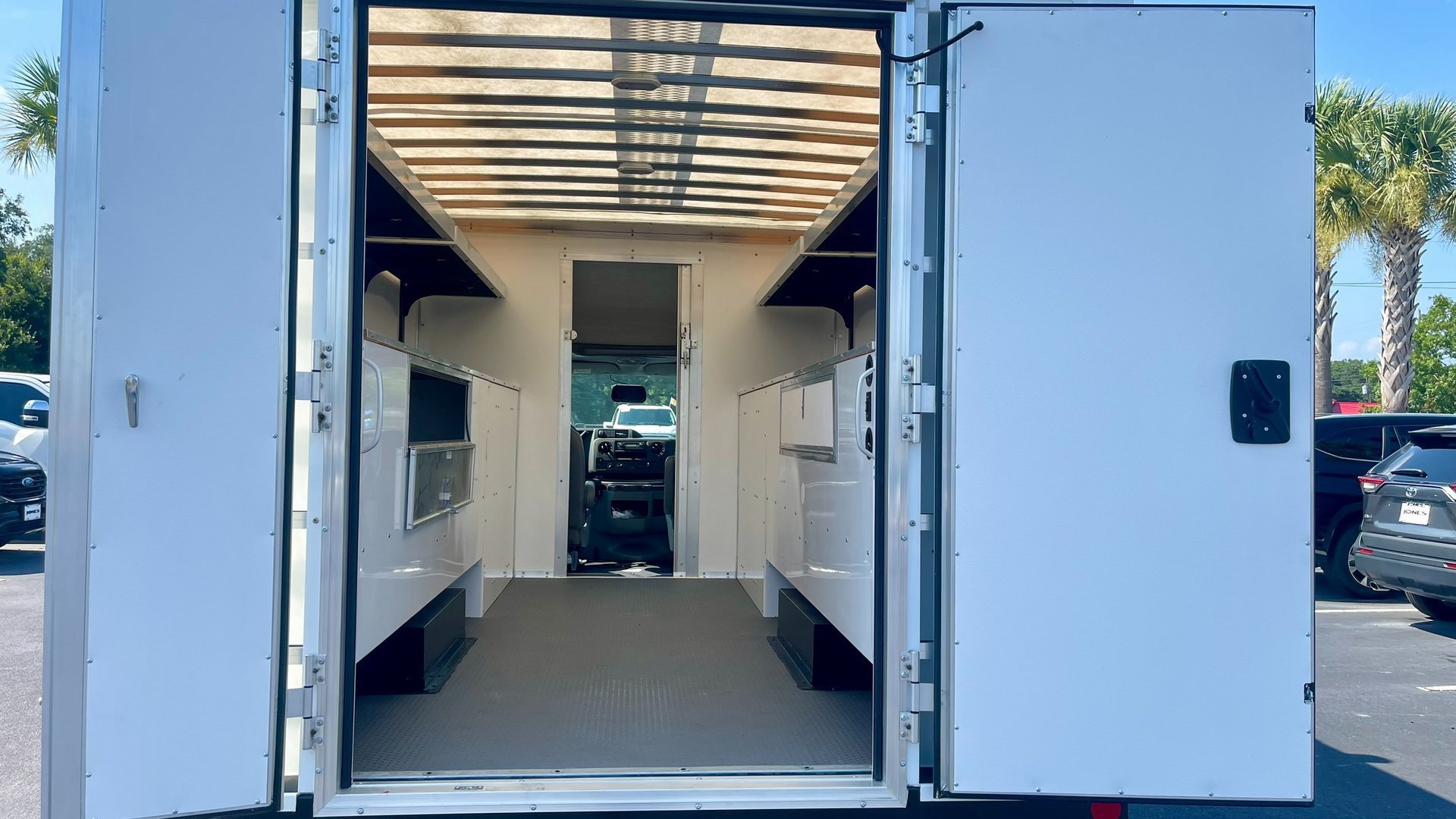 New 2024 Ford E-350 and Econoline 350 Super Duty w/ Power Windows & Locks Group RWD image 11