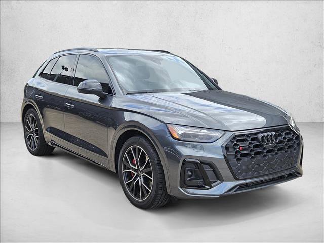 Used 2023 Audi SQ5 Prestige w/ Prestige Package AWD/4WD image 3