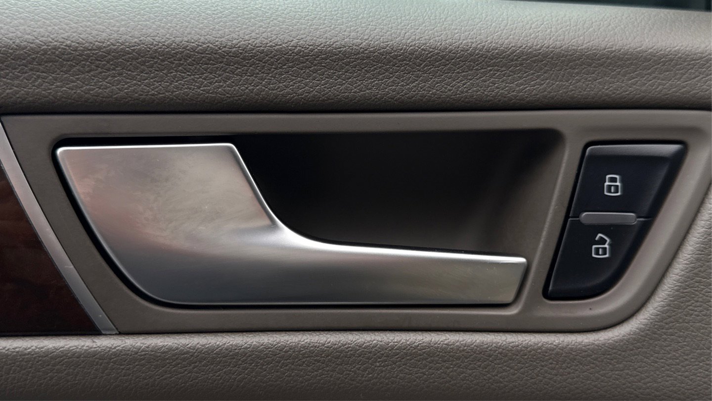 Used 2011 Audi Q5 2.0T Premium Plus image 47