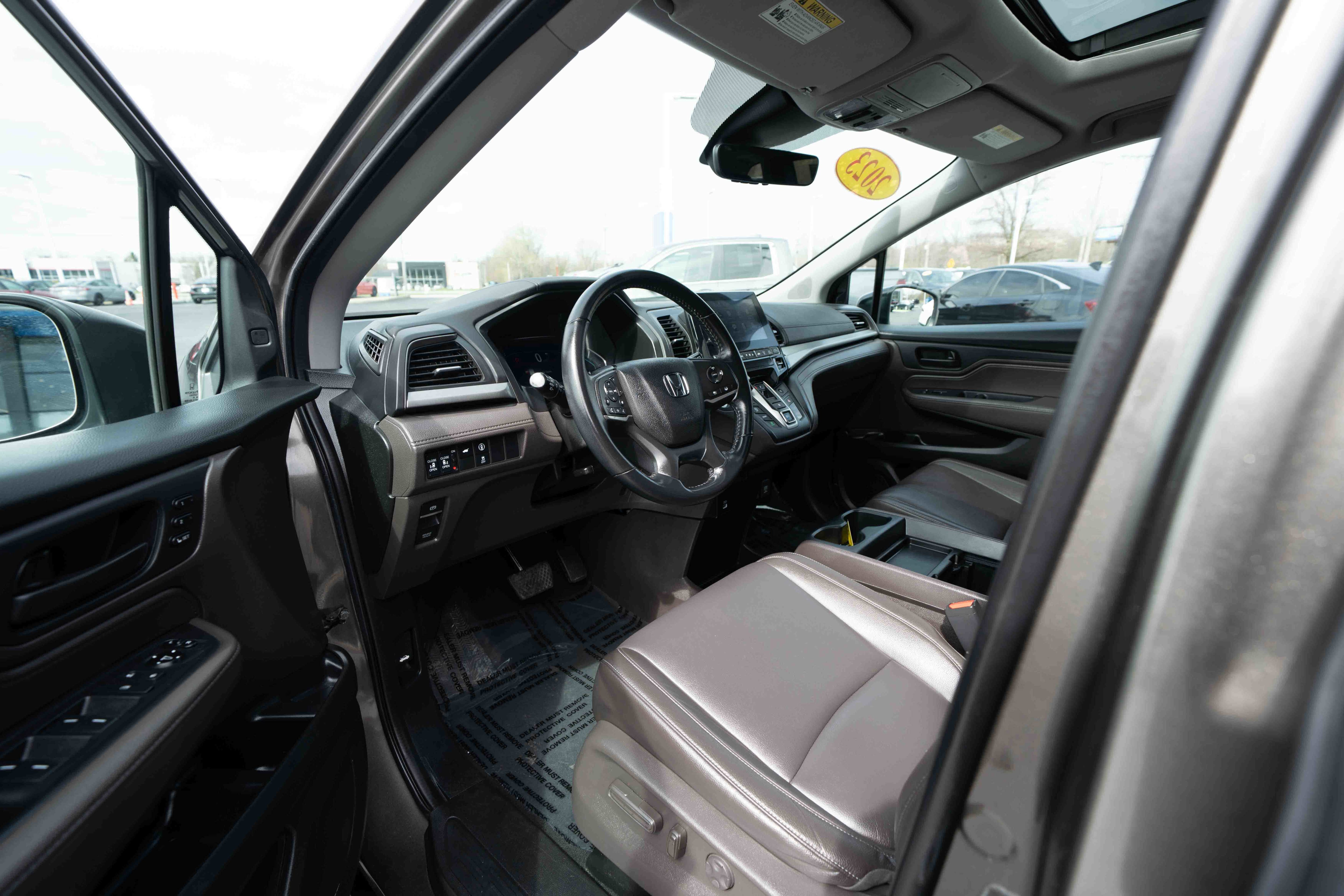 Certified 2023 Honda Odyssey EX-L image 8