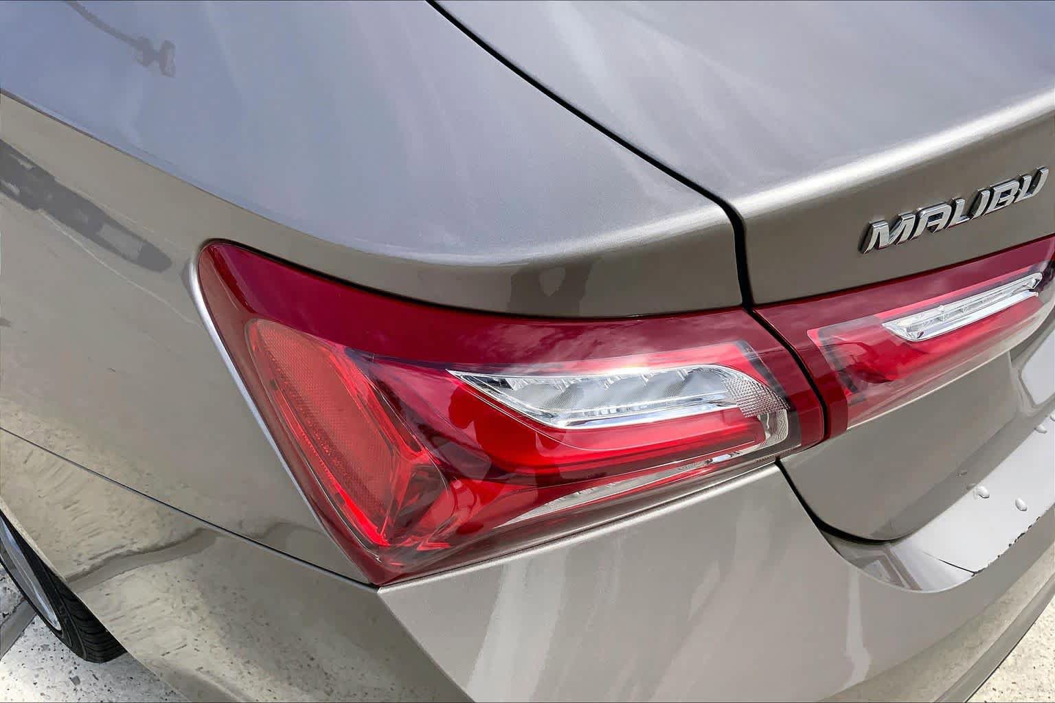 Used 2024 Chevrolet Malibu LT FWD image 27