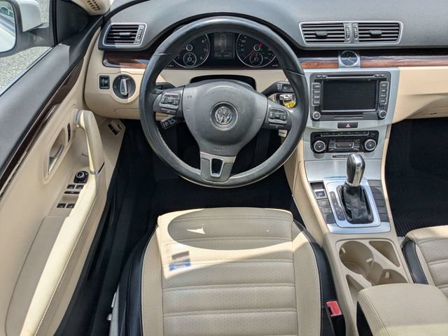 Used 2012 Volkswagen CC Lux FWD image 13