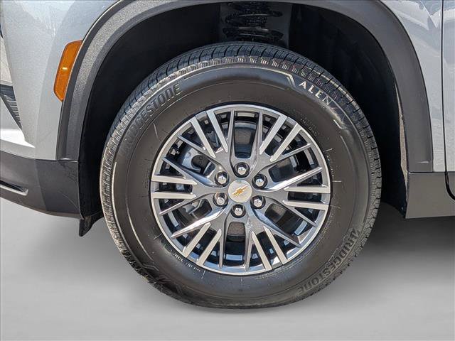 New 2026 Chevrolet Traverse LT w/ Driver Confidence Package AWD/4WD image 10
