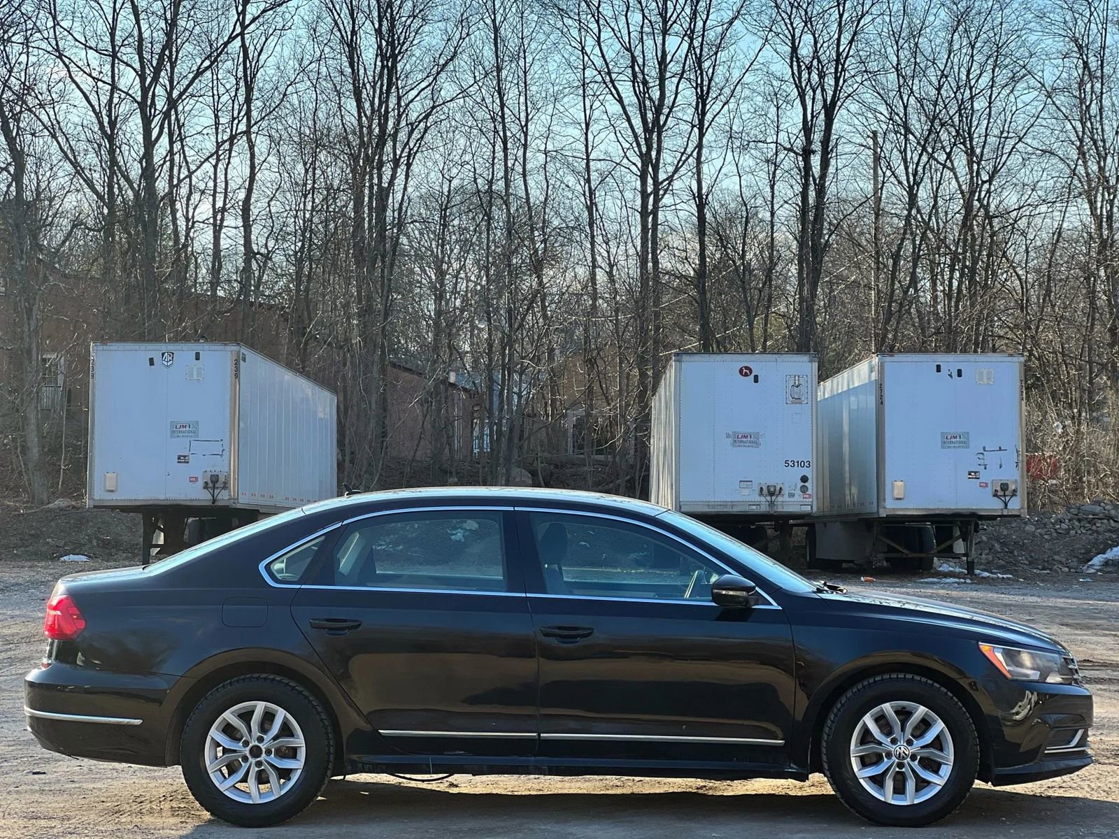 Used 2016 Volkswagen Passat 1.8T S image 7