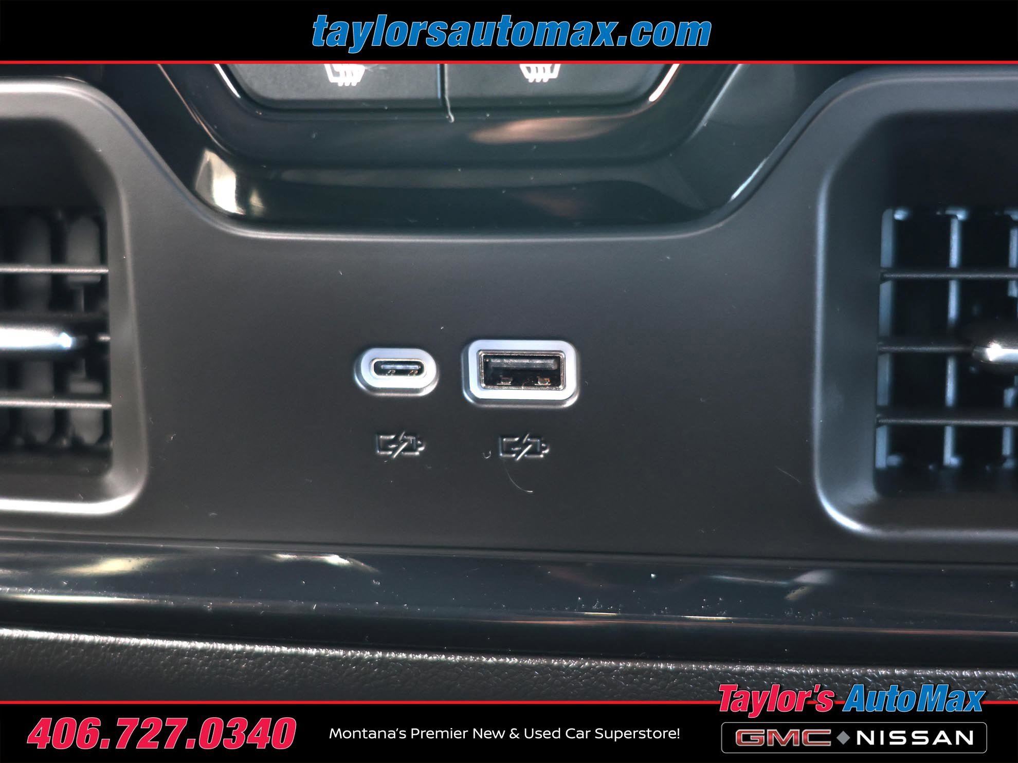 Used 2024 GMC Sierra 1500 AT4 w/ Technology Package AWD/4WD image 40