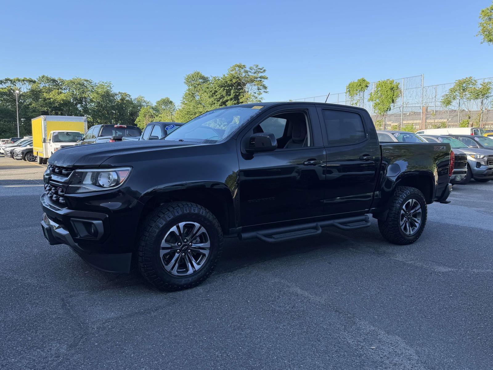 Certified 2022 Chevrolet Colorado Z71 AWD/4WD image 2