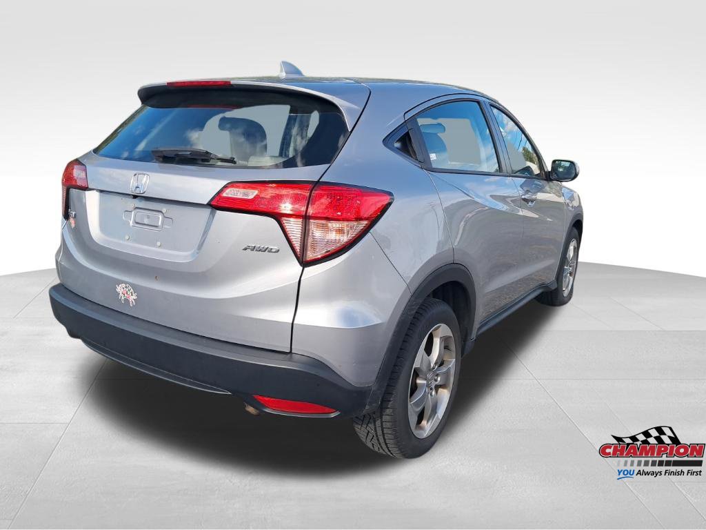 Used 2017 Honda HR-V LX image 5