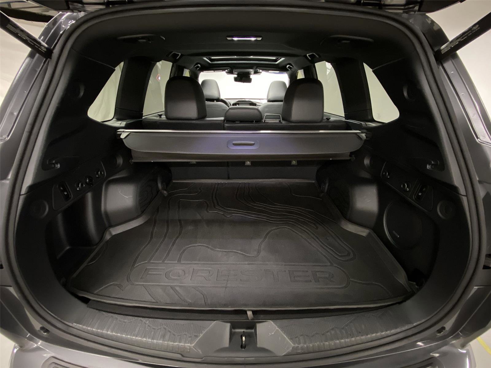 Used 2025 Subaru Forester Touring image 25